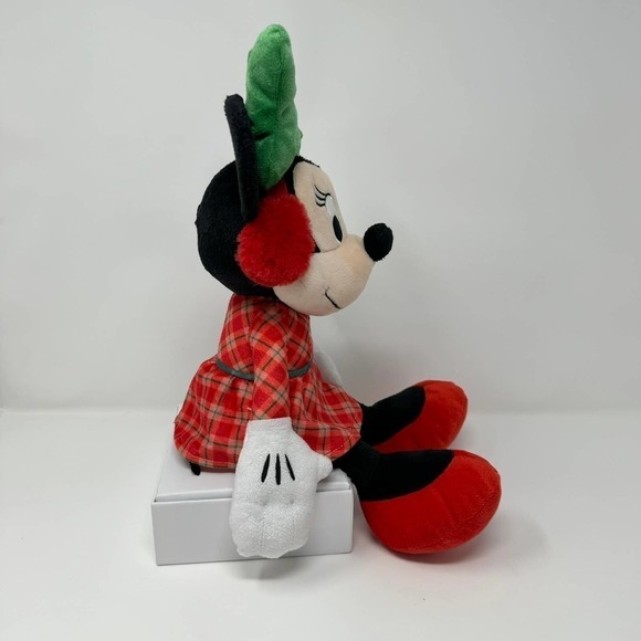 Disney 2022 Holiday Minnie Mouse 15" Plush Macy's Snowflake Earmuffs Collectable - Picture 4 of 13